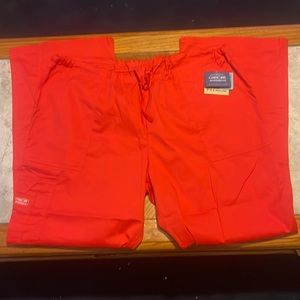 Authentic Cherokee scrubs workwear NWT size XL color red/orange (pope)UNI sex
